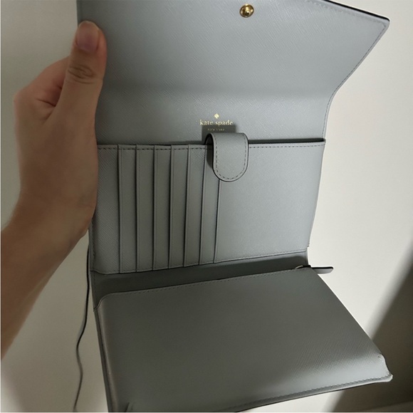 2 Kate Spade crossbody purses - Picture 4 of 14